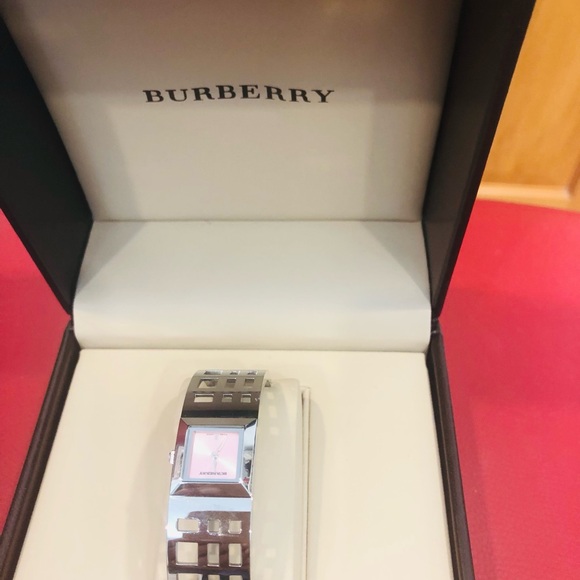 Burberry Bangle watch - Picture 5 of 6